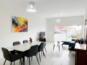 Samos City Center, 2BR Sleeps 4